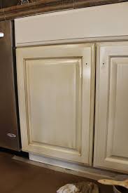 the ragged wren : how to: glazing cabinets