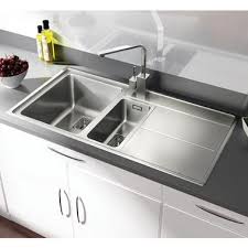 Choosing the best kitchen sink material shouldn't be a tough job. How To Choose The Best Material For Your Kitchen Sink Tap Warehouse
