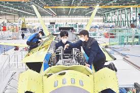 South korea unveiled its homegrown supersonic jet fighter on friday, joining an exclusive club of military aviation giants and setting the stage for a $5.2 billion program it hopes will be a top export. Oe3em8lxujlvmm