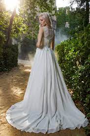 Mache sie zu einer guten mutter. Brautkleid Ella Avorio Vestito