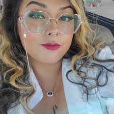 What are the advantages of being bilingual?