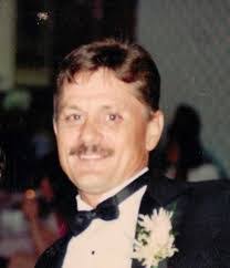 Carrie Wilkey's Instagram, Twitter & Facebook