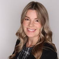 Andrea Poarch's Instagram, Twitter & Facebook