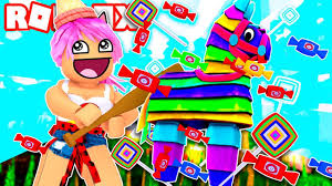 Decoracion mesa principal fiesta roblox. Caramelos Gratis Golpea La Pinata En Roblox Pinata Simulator Youtube