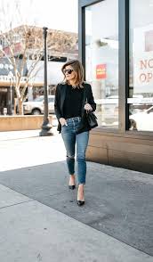 How To Wear A Blazer With Jeans And Heels Blazer With Jeans Outfit Sophisticated Chic Style Black Blazer Outfit Blazer With Jeans Black Blazer With Jeans