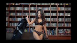 Akun yang lama @terkunchii terkena suspend bantu retweet agar member lama kembali follow kesini | twuko. Model Indo Hottt Youtube