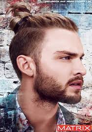 Manner Frisur Zopf Undercut Frisurentrends Zopf Frisuren Manner Frisuren Lange Haare Manner Frisuren