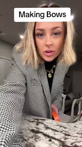 Keaton Oaks Bow Tutorial