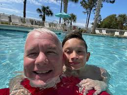 A Stage 4 Colorectal Cancer Patient Shares His Chemo Experience