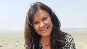 Connie Lindsay is Our FAVORITE Lender & Here's Exactly Why