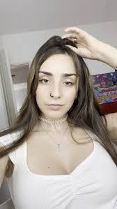 Mimi Diaz's Instagram, Twitter & Facebook