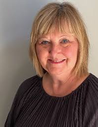 MEET OUR INSTRUCTORS