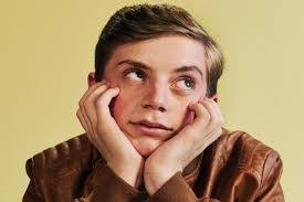 Barry Dash's Instagram, Twitter & Facebook