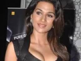 Shraddha Das Height, Age, Family, Wiki & More