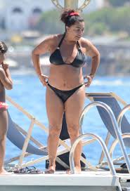 Nilgün Belgünün deniz keyfi | RTv