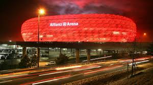 «альянц арена» подсвечена красным, когда на ней выступает «бавария»; Allianz Arena Vr Wallpapers Dlya Android Skachat Apk