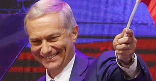 Chile avanza por la derecha, mientras México tropieza con la  izquierda”:🤨🔵 panista Lilly Téllez