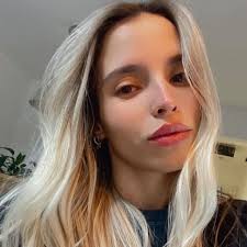 Gabriela (@gabimafalda) • Instagram photos and videos