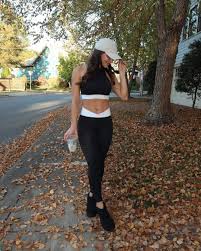 PRESLEY HILL (@presleyhill) • Instagram photos and videos