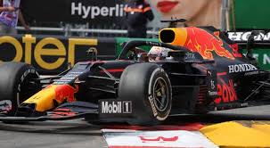 Sergio perez heeft het bal in monaco als snelste geopend. Historische Dubbelslag Verstappen Wint Gp Van Monaco En Is Eerste Nederlandse Wk Leider Ooit Formule 1 Ed Nl