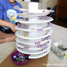 How To Build A Paper Plate Spiral Marble Track Circuit Billes Assiette Carton Et Arts Et Loisirs Creatifs