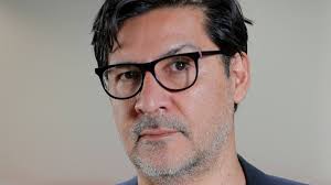 La impotencia política y familismo en Chile