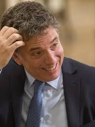 Dura crítica contra Dujovne por proponer invertir el swap de monedas con  China en bonos