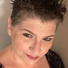 Connie Leone's Instagram, Twitter & Facebook