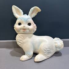 1961 EDWARD MOBLEY BUNNY RUBBER SQUEAKY RABBIT SLEEPY EYES Head Turns  VINTAGE