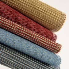 La estructura más habitual para este tipo de sillas de comedor es la madera, pues en este caso la elegancia es la característica por ejemplo,sillas de comedor de diseño o sillas para comedor de estilo nórdico. Como Coser Tela Para Exterior Y Retapizar Muebles Con Cojines Para Exterior
