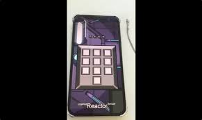 Aber ich will dan player mit play/pause beibehalten. Amonglock Tweak Adds Among Us Inspired Passcode Screen To Iphone Ios Hacker