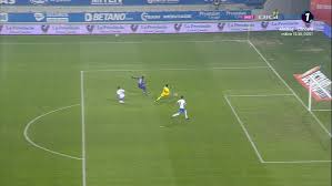 Fc argeș does not have any important rivalries, but one of them is with dinamo bucurești and the other one is a local one against cs mioveni, with the town of mioveni being located at only 15 kilometres away from pitești. Nu Mai Stiu Cum Arata Victoria Inca O Remiza Pentru Craiova Mamut A Inscris Primul Gol In Liga 1 Dar N A Fost De Ajuns Aici Ai Tot Ce S A Intamplat In Craiova