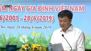 Thắp sáng tình cảm gia đình và khiến tình cảm gia đình càng thêm bền chặt. Há»p Máº·t Ká»· Niá»‡m 18 NÄƒm Ngay Gia Ä'inh Viá»‡t Nam Vtv Vn