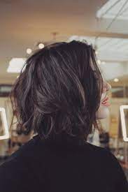 Ever since mandy moore stepped onto the scene, she's been an absolute stunner. Mandy Moore Debuts Wavy Bob Haircut With Photos Allure