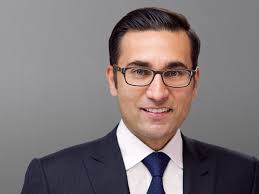Iqbal Khan nimmt im Rennen um die UBS-Spitze schwierige Asien-Aufgabe an