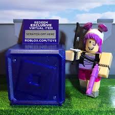 At mad city, you will find up to 19 amazing weapons… ak 47, mp5, famas, minigun, death ray, m4a1, scar, sniper, awp, shotgun, spas, frost gun, pistol, pistol s, deagle. Roblox Celebrity Series 2 Mad Games Audio W Code Code Only Available Toys Hobbies Schi Brettl Werkstatt Action Figures