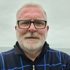 🎶 LYRICS: He comes from Sweden, the girls are very nice. He dumped his  girlfriend, to play in red and white. He's scoring goals with the cannon