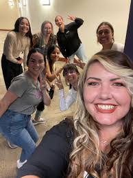 Amber Vermillion's Instagram, Twitter & Facebook