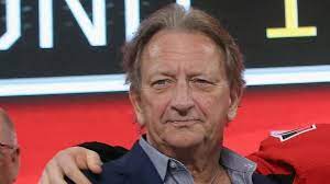 Eugene melnyk was born on may 27, 1959 in toronto, ontario, canada. Senators Owner Eugene Melnyk Is A Complete Mess And Fans Deserve Better