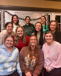 Chair girls Christmas movie night! 😊🎄🎀