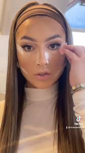 forgot to record the last part 😣 insta @chlobaker for complete look ✌🏽  #kimkardashian #fyp #makeupartist