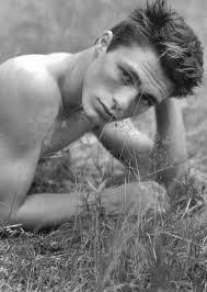In addition to showcasing fashions and accessories, floor models assist customers with sales and answer questions about products and merchandise. 19 Abercrombie Fitch Ideas Abercrombie Abercrombie Fitch Abercrombie Models