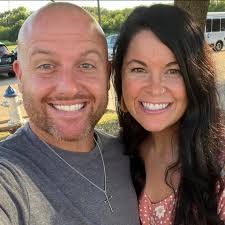 Lanes Return to Lakepointe Church for One Night