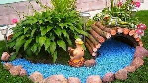 Easy diy projects for a rustic decorated home. 10 Creative And Unique Small Garden Decor Ideas Simphome Small Garden Design Garden Design Fairy Garden Diy