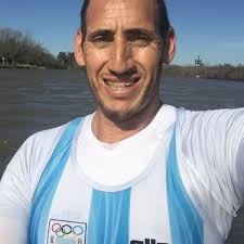 El remero Ariel Suárez volvió a entrenar y le labraron un acta por violar  la cuarentena