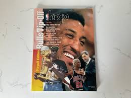 NBA Chicago Bulls Hoop 1996 Magazine Bulls Tip Off Playoff Edition HOOP  Jordan