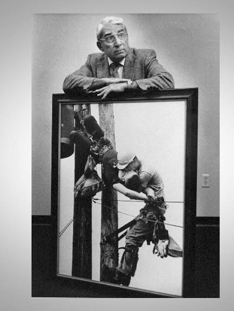 Jacksonville Pulitzer-Prize winning photographer dies
