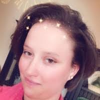 Caroline Bohn's Instagram, Twitter & Facebook