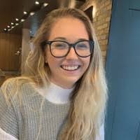 Vickie Hooper's Instagram, Twitter & Facebook