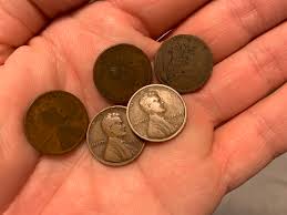 Older and rare pennies can collect lots of money at an auction, but you might have some pennies in your jar of change that are worth more than you think. How Much Is A 1919 Penny Worth Here S The Ultimate 1919 Wheat Penny Value Guide Rare 1919 Penny Errors To Look For The U S Coins Guide
